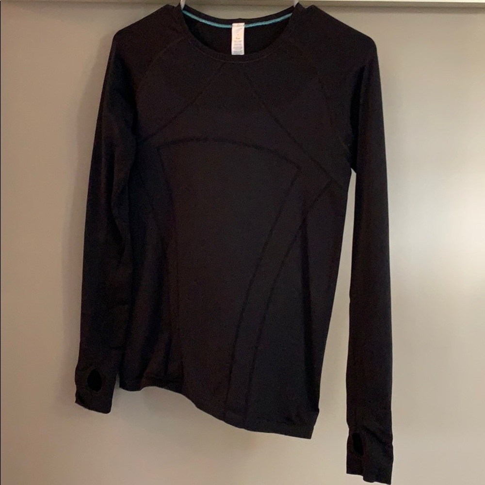Girls Ivivva (lululemon) black long sleeve. Sz 14